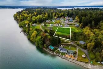 Looking for waterfront land with privacy and space to build? You found it.