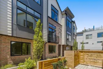 Community perspective highlights Willow’s carefully arranged residences designed to foster connection while maintaining privacy.