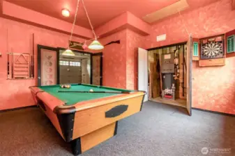 Here is your man cave, off the garage with an additional exit door to your private patio overlooking the Northshore golf course. POOL TABLE & ACCESORES Stay. Room also has additional storage and an attic.