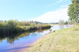 Canal at the cabin with entry to the lake