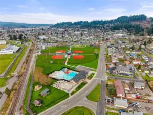 Close to recreation park