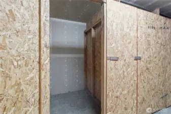 Extra personal storage unit is included!