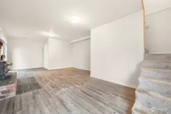 Downstairs bonus room with 3/4 bath waiting for someone to make into an amazing space.