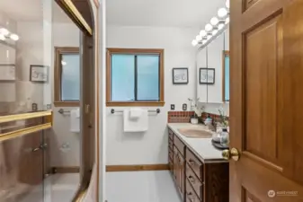 Main bathroom