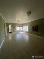 Main floor Living Room