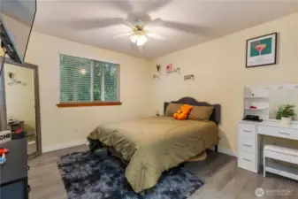Third bedroom.