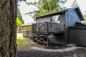 Attached storage shed, with electric