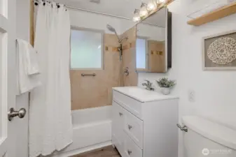 Main floor full bath