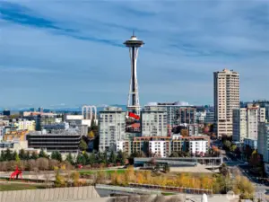 Perfectly situated between the Space Needle and Sculpture Park — a front-row seat to Seattle’s beauty. The arrow shows unit location