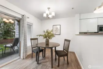 Dining room with plenty of space for round or rectangular table