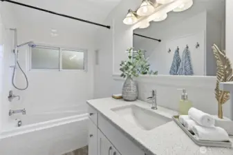 Main hall full bathroom.