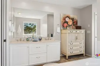Double vanity in master bathroom