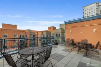 The 7th floor BBQ deck is just a few steps away from this unit, great and convenient to host overflow guests.