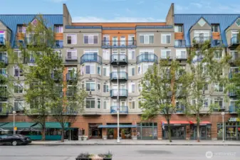 Come take a look at your next spot right in the middle of it all!