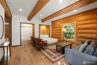 Hideaway Bed for Extra Guests!