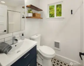Hall bathroom with the same fresh modern vibe!