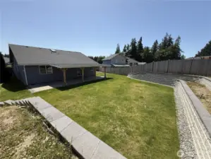 Huge fenced backyard