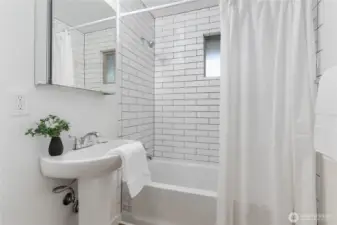 Completely renovated full bathroom