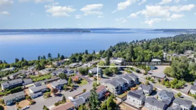 Near I5 and 509 make your commute a breeze to Downtown Seattle or SeaTac Airport.