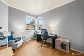 3rd bedroom or office / study