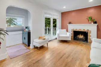 1920's charm throughout