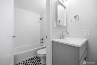 Full bath on loft area