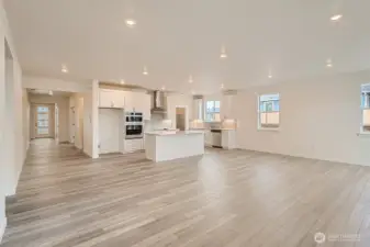 Photo of model home of same plan. Colors/options will vary.