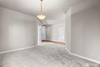 Dinning room / extra space