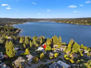 proximity to lake Washington