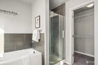 Primary bath with walk in closet