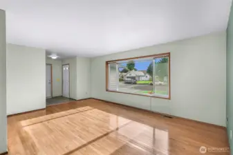 Front Living Rm