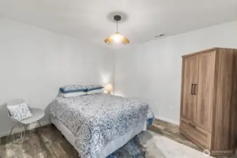 lower level bonus room