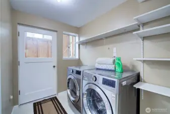 Lower kevel has utility room