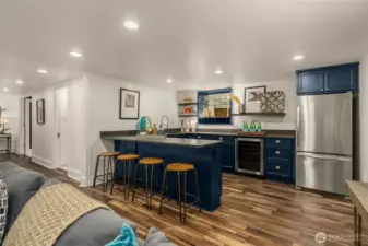 Full Built In Bar, Perfect Place For Entertaining!