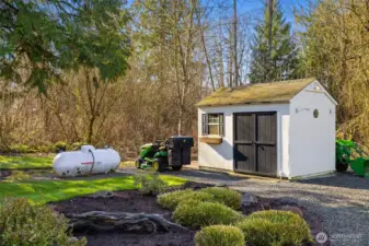 Storage shed