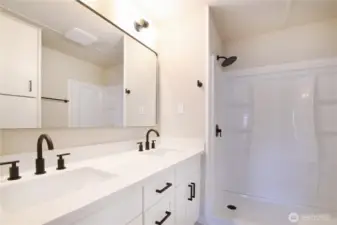 Modern Bathroom