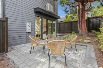 Large Patio, Fully Fenced