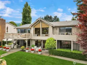 Classic NW Contemporary Design