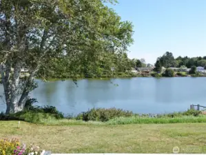 Beautiful Duck Lake views.