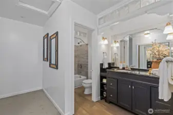 Primary ensuite bathroom.