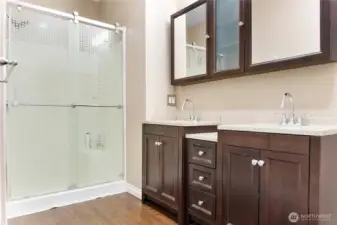 Main bathroom