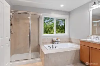 What a pretty view out the bath window...no neighbors in sight!