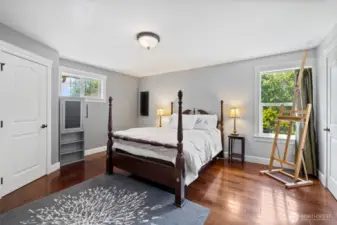 Nice size bedroom with a Jack n' Jill Bathroom! All bedrooms have direct access to well accented bathrooms!