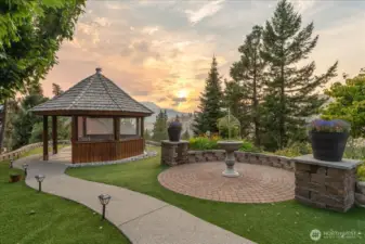 Easy-care turf landscaping