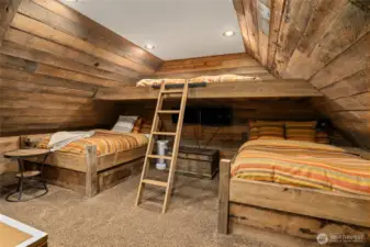 Bunk Nook in bonus room upsairs