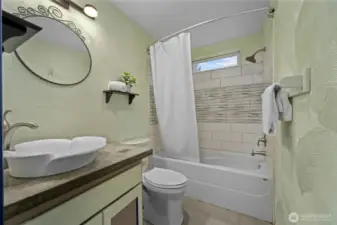 Full Bathroom