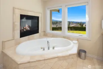 Travertine all around the Jetted Tub in the primary bath