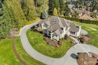 Well maintained property. Extra parking behind the garage