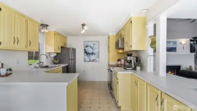 Cheerful and bright kitchen