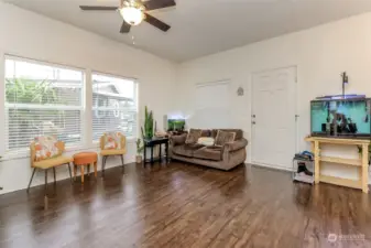 Spacious living room